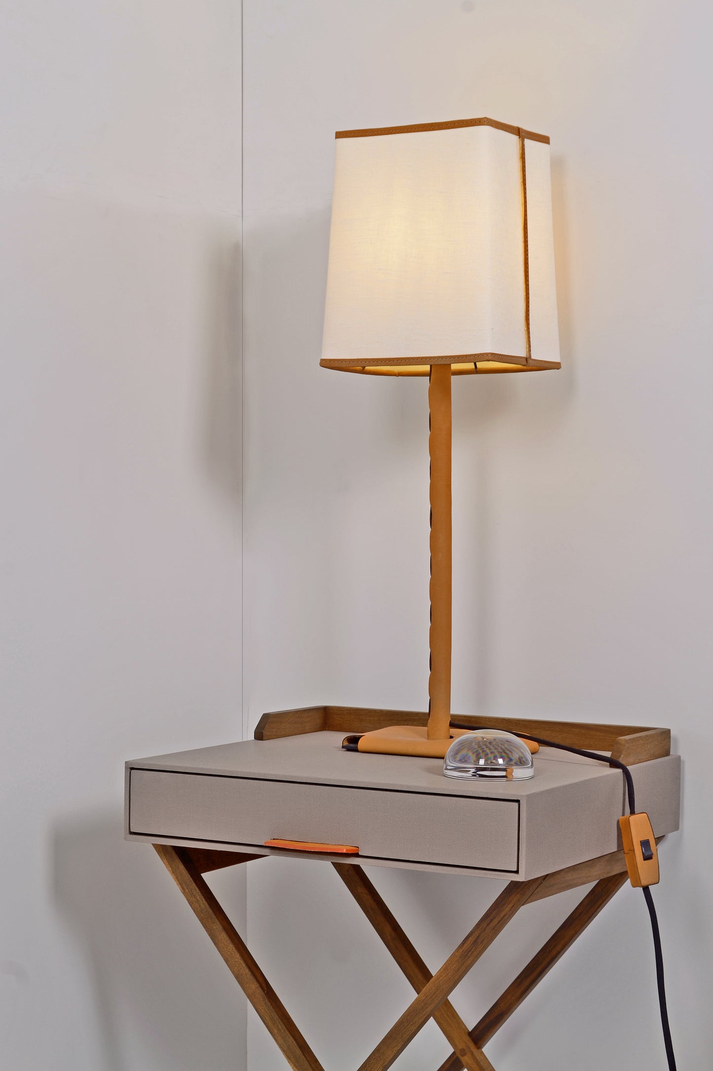 Mesa de luz Tijera