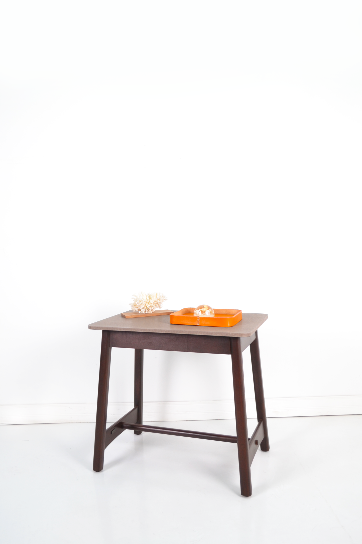 Mesa Comodín