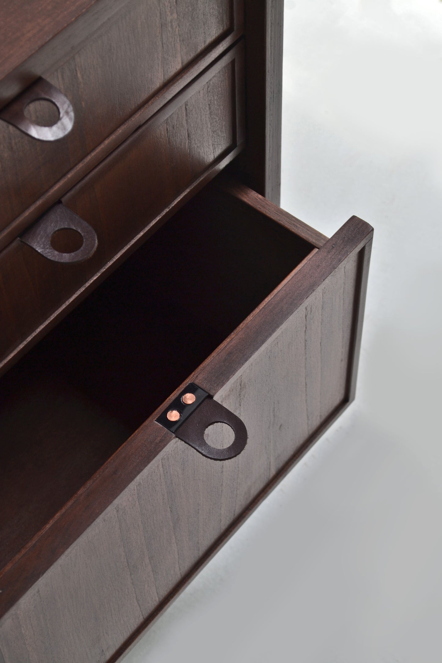 Mesa de luz Uilash - 20% OFF