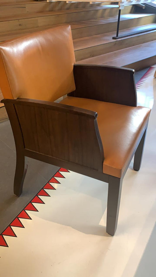 Silloncito Crosby **EXHIBICION CON DETALLES 40% OFF**